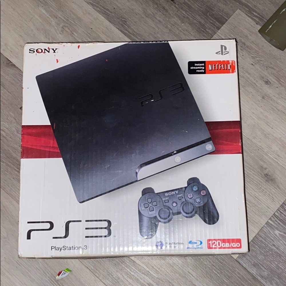 Playstation 3 Slim 120 GB +  2 Games